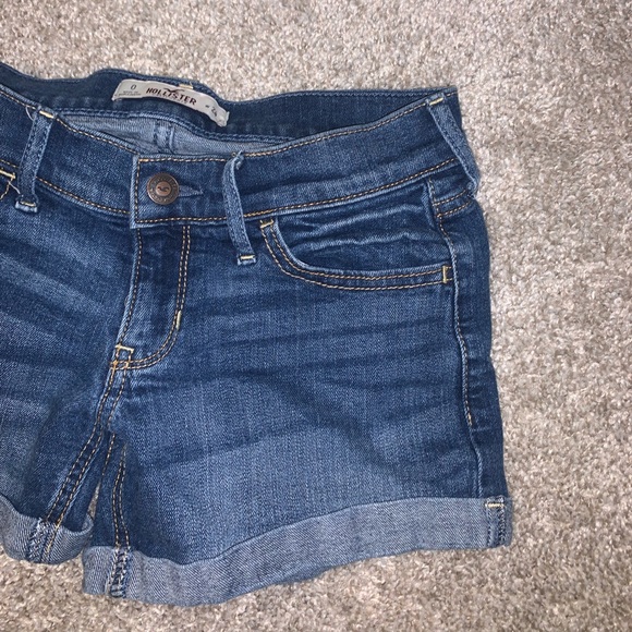 Hollister Dark Blue Jean shorts size 24 / 0 - Picture 6 of 10